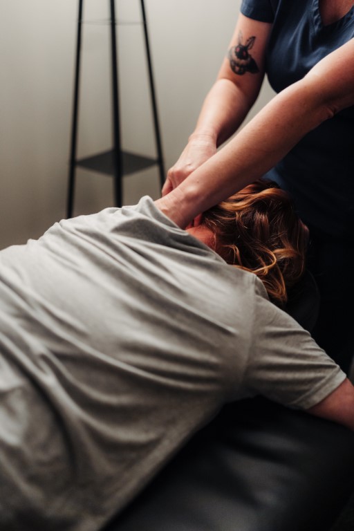 Chiropractor adjustment shoulder